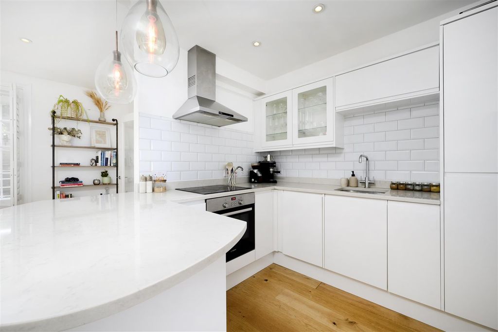 Property photo 3 of 12 P06.Jpg