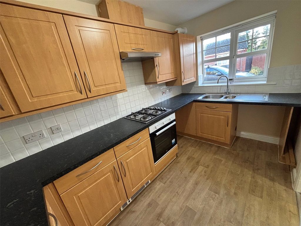 Property photo 2 of 13 Picture No. 23