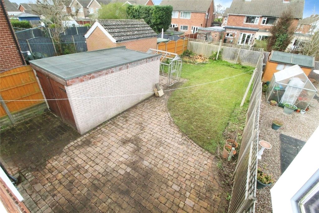 Property photo 3 of 14 Garden