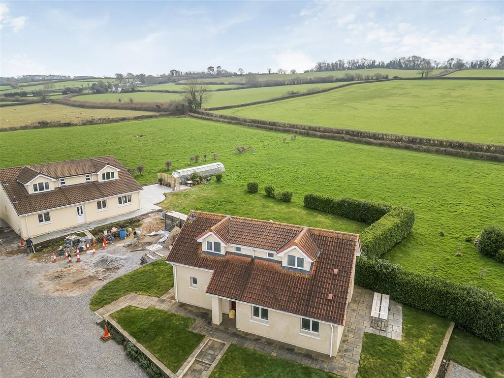 Property photo 3 of 28 1423777-1-69Aa9Ffd721ba-Arw.Jpg