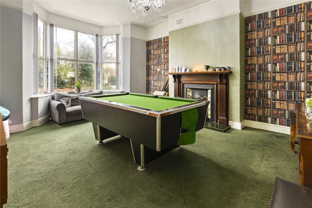 Property photo 2 of 23 Picture No. 17