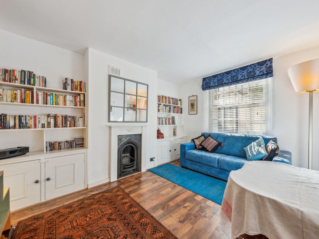 Property photo 2 of 11