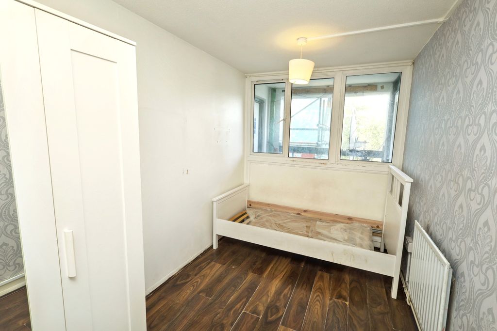 Property photo 1 of 19 15 Linslade House, Lisson Green Estate, 36 Paveley Street, Marylebone, London Nw8 8Tl