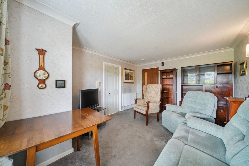 Property photo 3 of 15