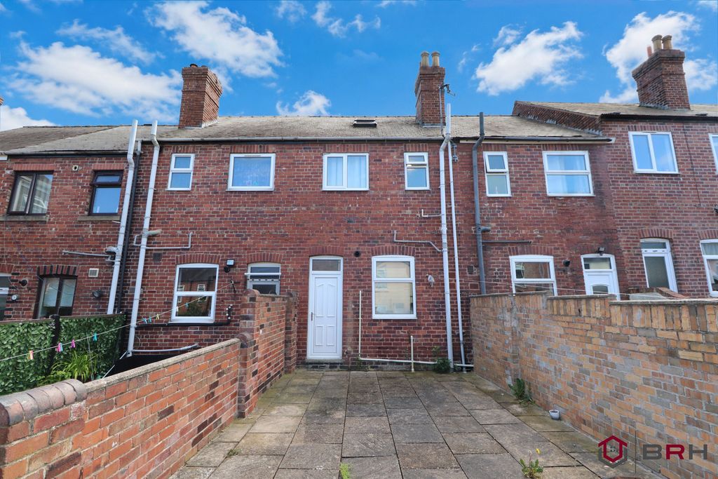 Property photo 2 of 14