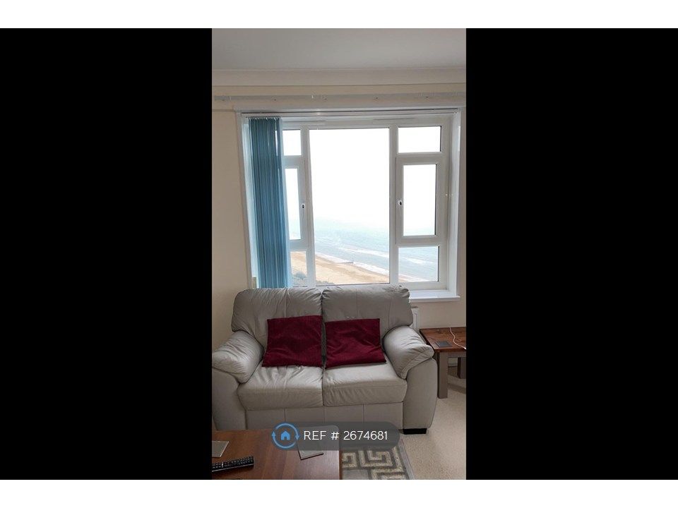 Property photo 3 of 21 Lounge/Diner 2