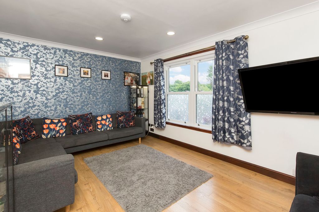 Property photo 2 of 12 Property Image 2
