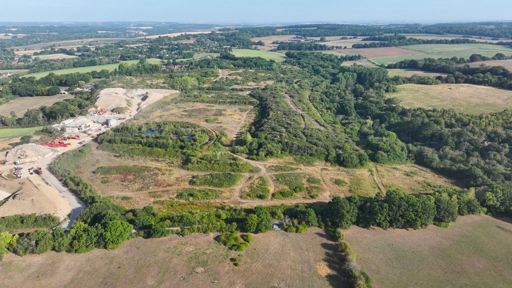 Property photo 1 of 4 Photo 2