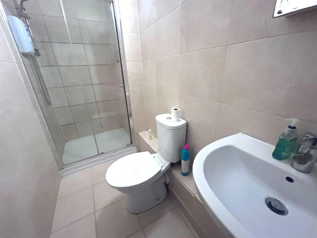 Property photo 2 of 4 Whatsapp Image 2025-04-02 At 15.45.10_4d88Fe78.Jpg