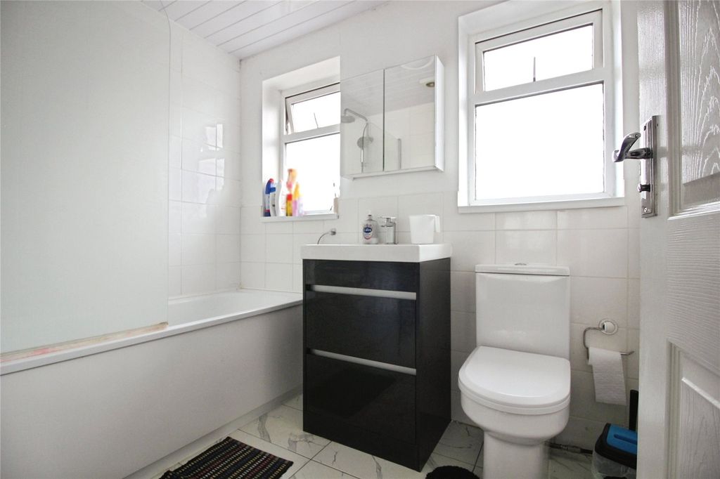 Property photo 2 of 14 Picture No. 09