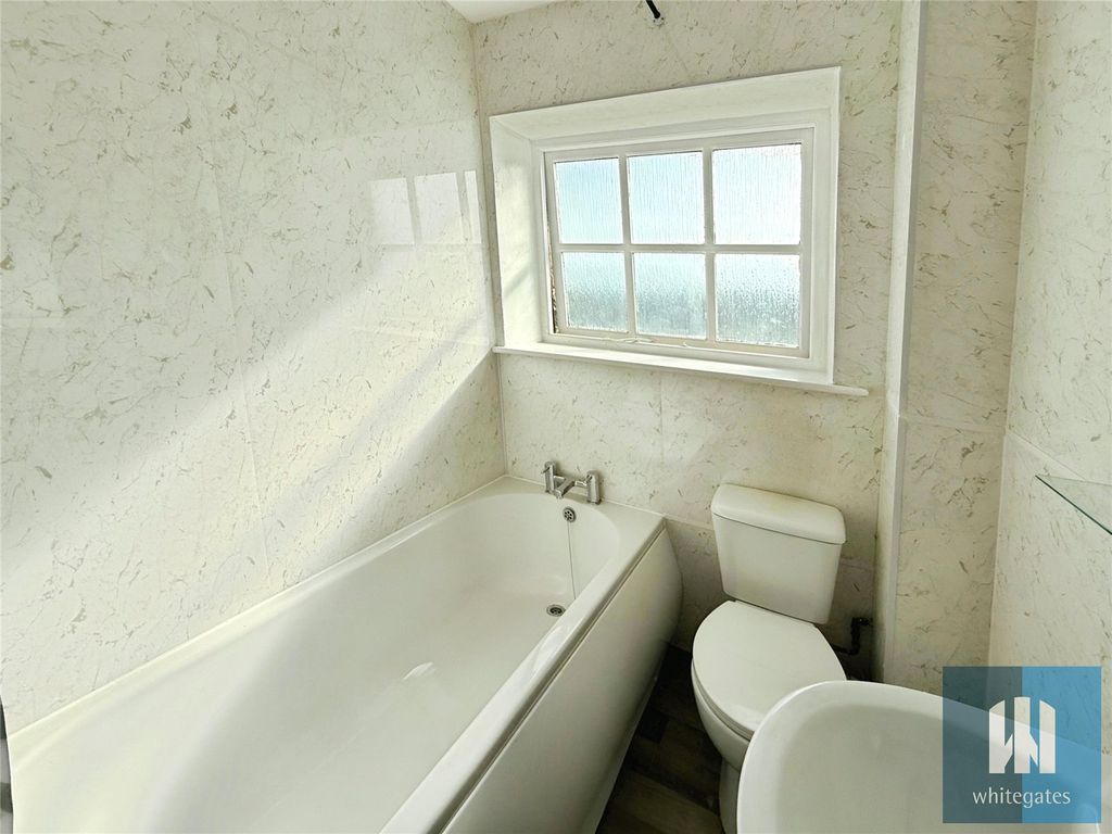 Property photo 3 of 8 Picture No. 09