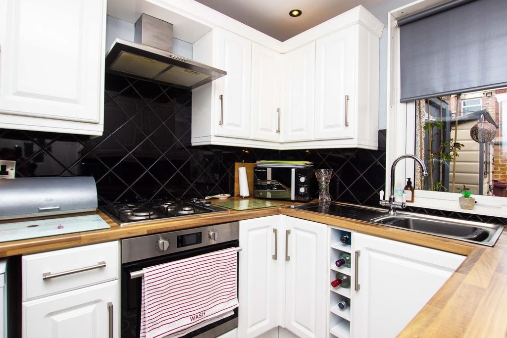 Property photo 2 of 12 Nuttall (1).Jpg