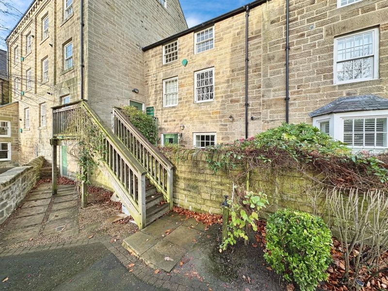 Property photo 1 of 14 Photo 6