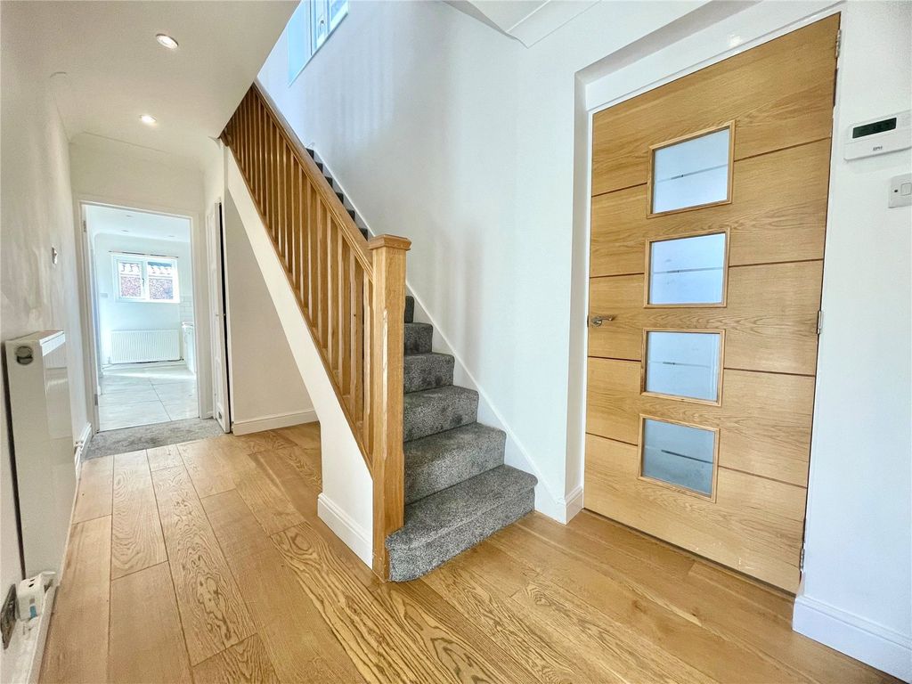 Property photo 3 of 20 Hallway