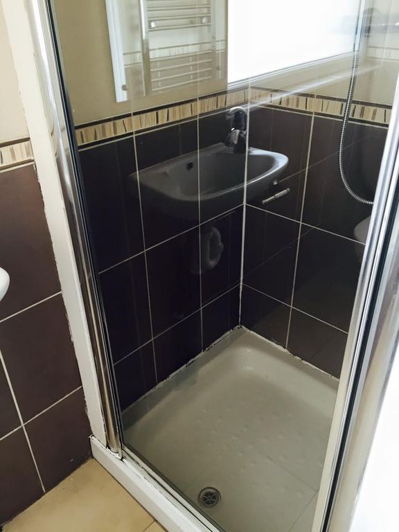 Property photo 2 of 20 Gallery