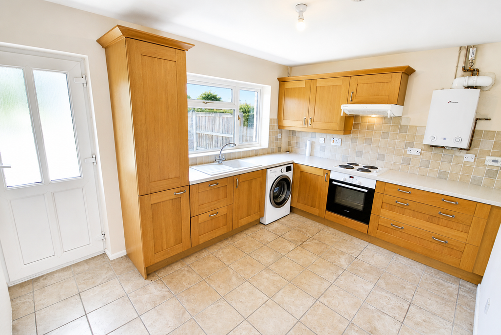 Property photo 2 of 16 4