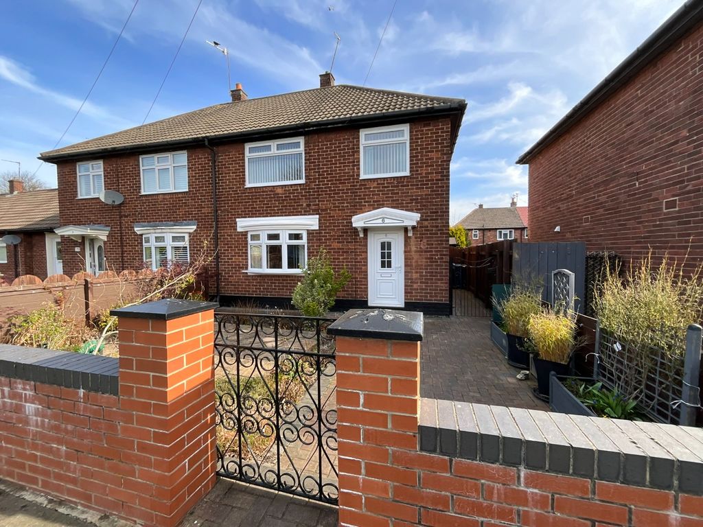 Property photo 1 of 13 4131411