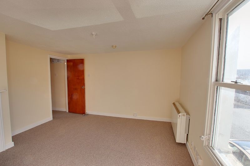 Property photo 3 of 7 Photo 2