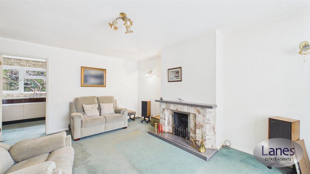 Property photo 3 of 15 Cam02479G0-Pr0121-Still014.Jpg