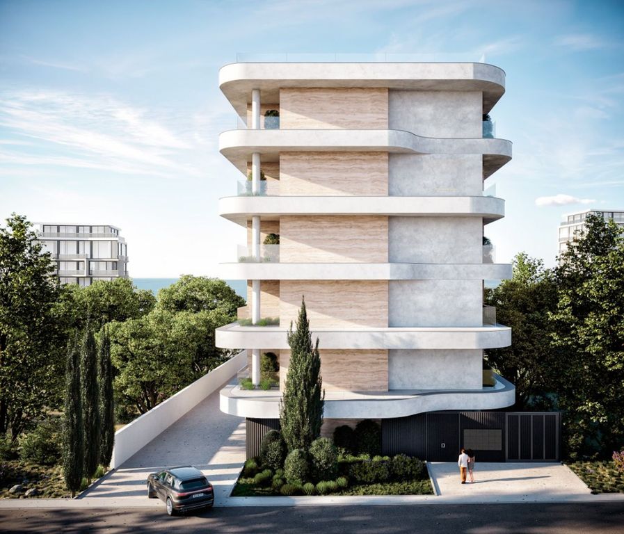 Property photo 2 of 6