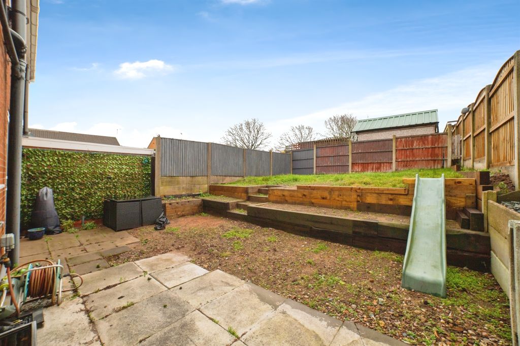 Property photo 2 of 17