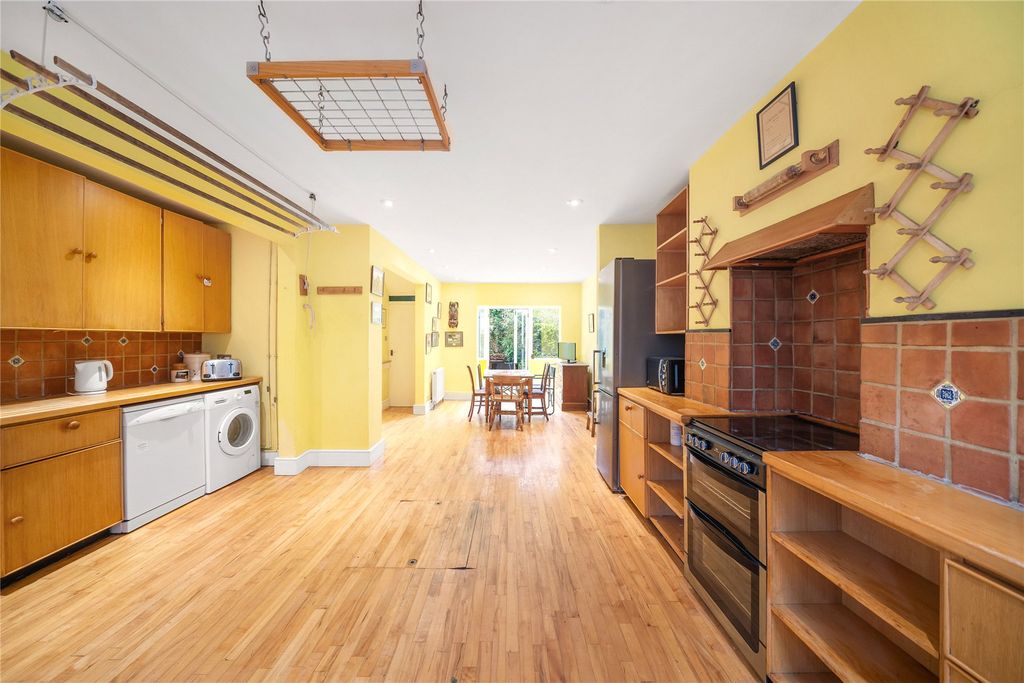 Property photo 2 of 13 Kitchen