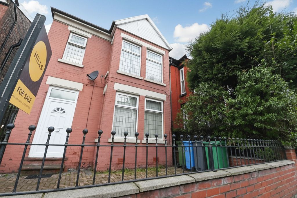 Property photo 1 of 11