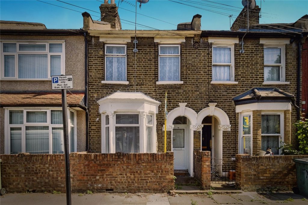 Property photo 2 of 19 Picture No. 24