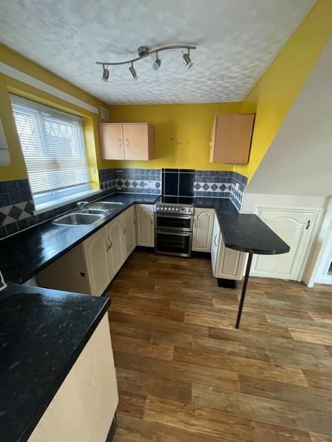 Property photo 3 of 12 Entrance Porch