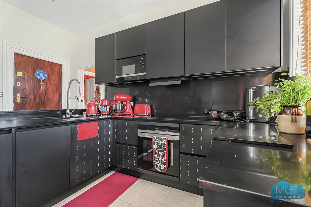 Property photo 3 of 12 Picture No. 29
