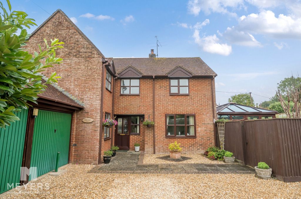 Property photo 2 of 14