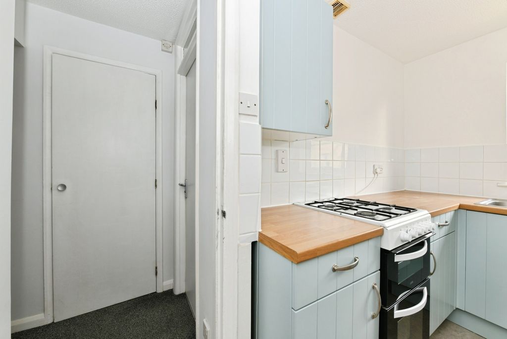 Property photo 3 of 11 Pbox-Img.Jpg