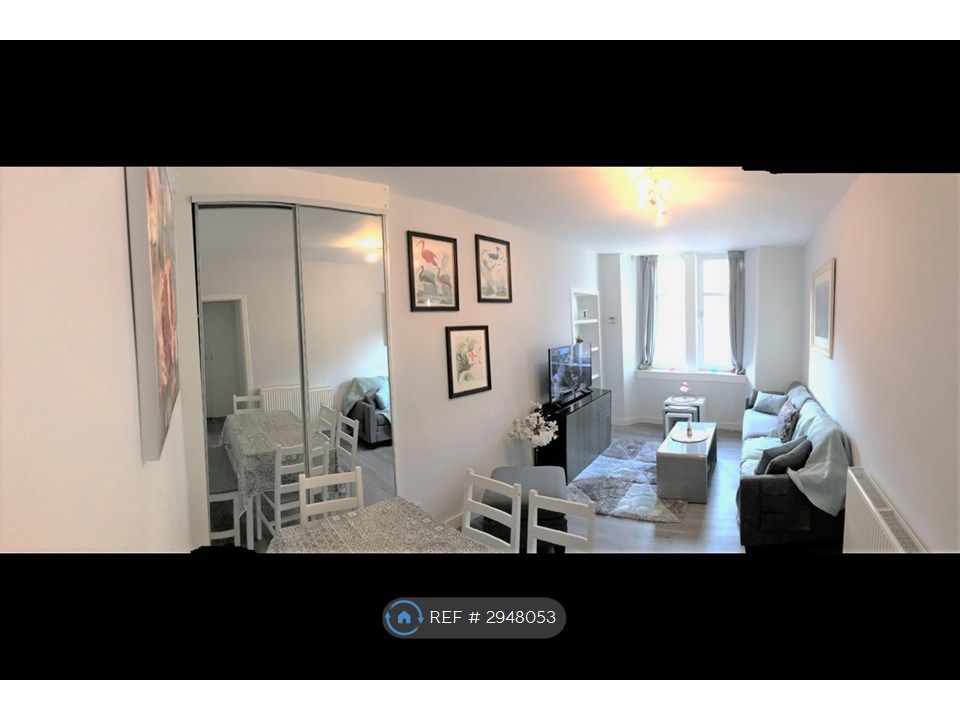 Property photo 1 of 10 Living-c