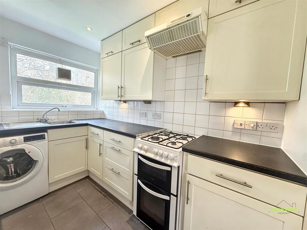 Property photo 3 of 9 Img_8180.Jpg