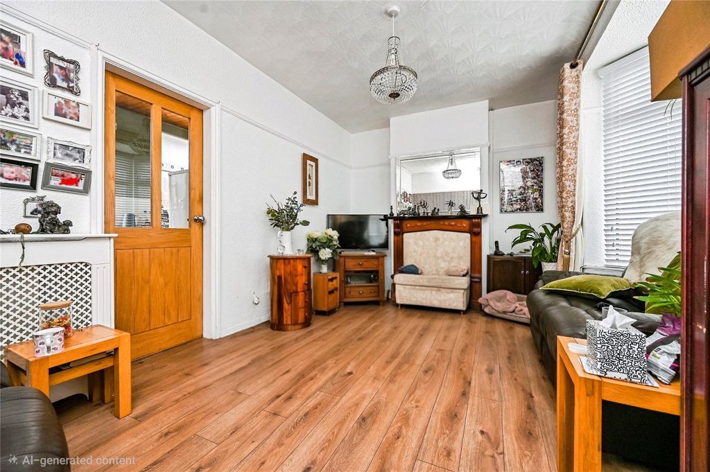 Property photo 3 of 10 Picture No. 02