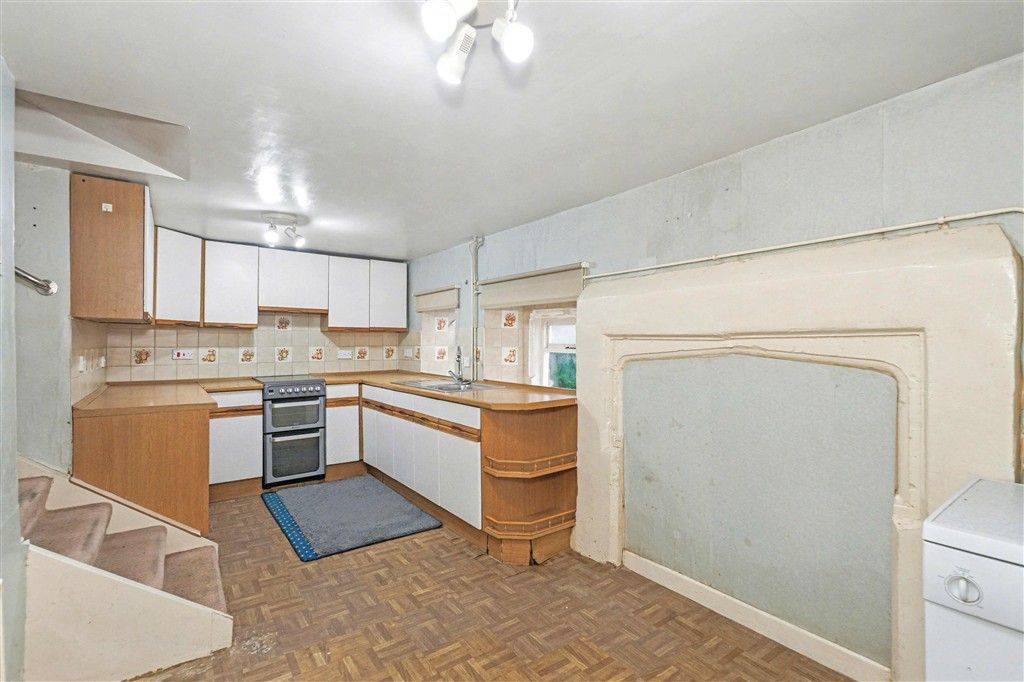 Property photo 3 of 5