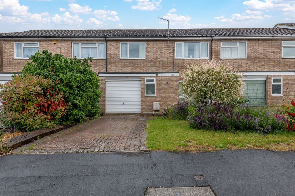 Property photo 1 of 16