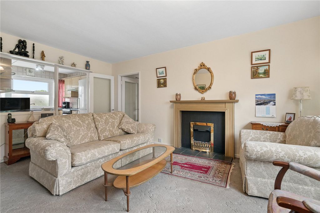 Property photo 3 of 14 Picture No. 05