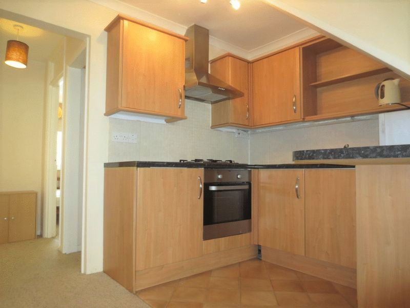 Property photo 2 of 6 Kitchen