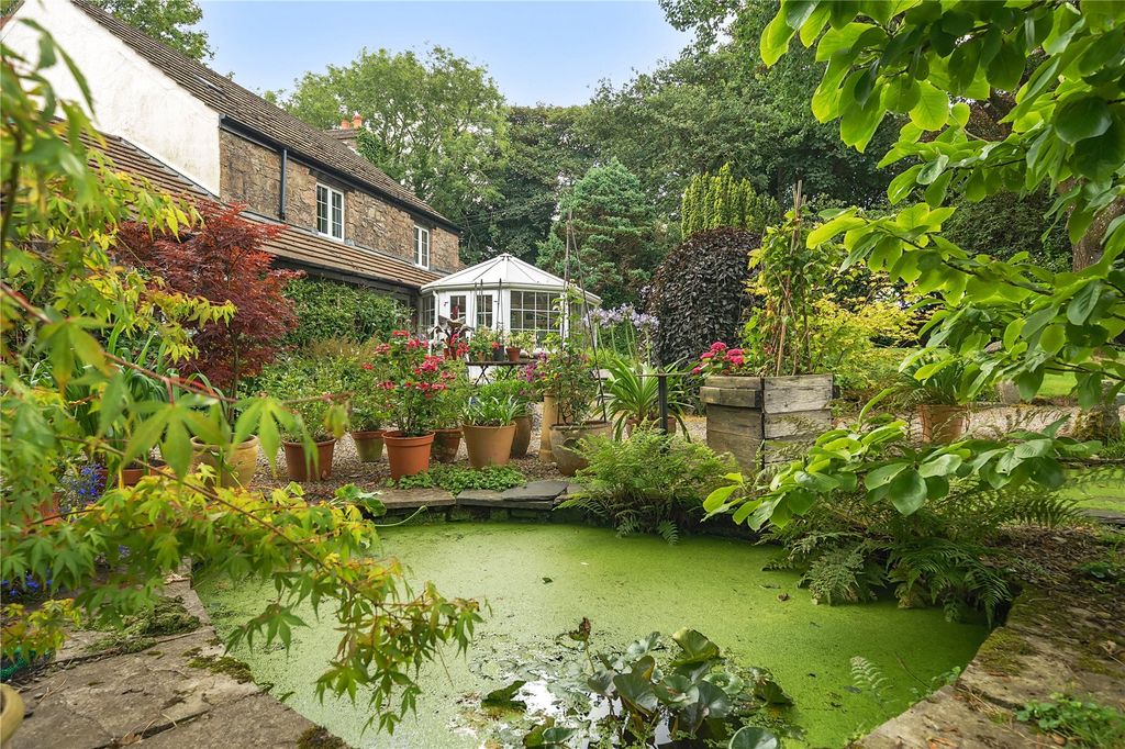 Property photo 2 of 22 Picture No. 19