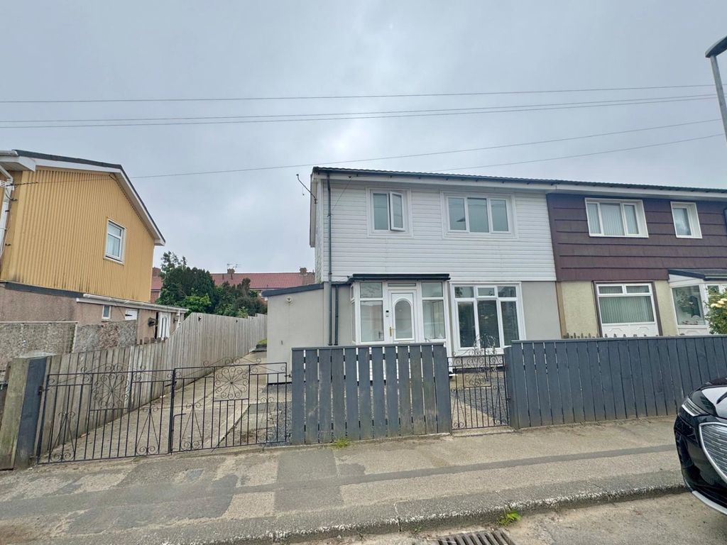 Property photo 1 of 16 Fd9d3259-559A-4d13-9E6F-E45Cb57Aa358