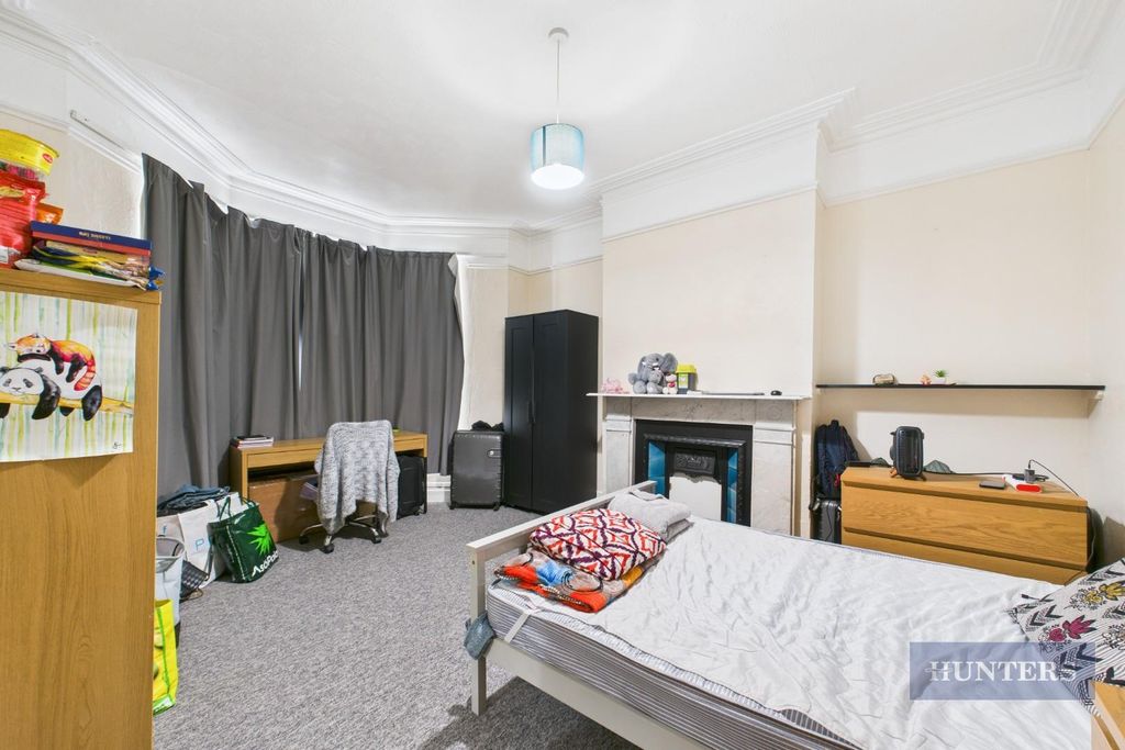 Property photo 2 of 14 Cam05152G0-Pr0308-Still006.Jpg