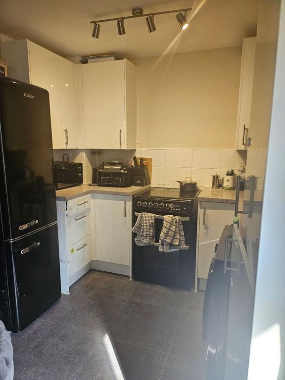 Property photo 3 of 6 Photo 3