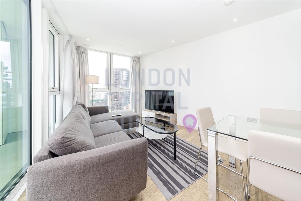 Property photo 3 of 14 Hope5691.Jpg