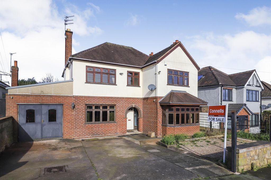 Property photo 1 of 18