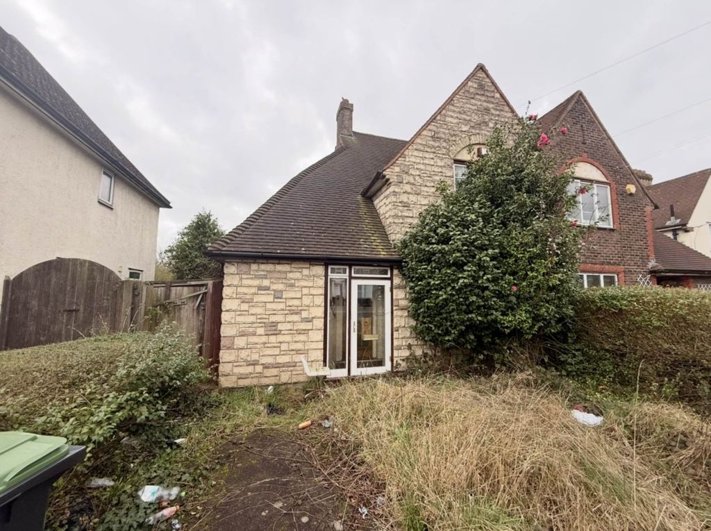 Property photo 1 of 1