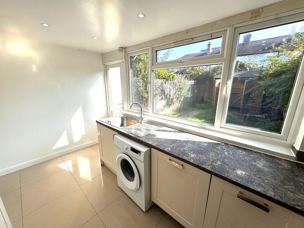 Property photo 2 of 25 Img-20250929-Wa0021