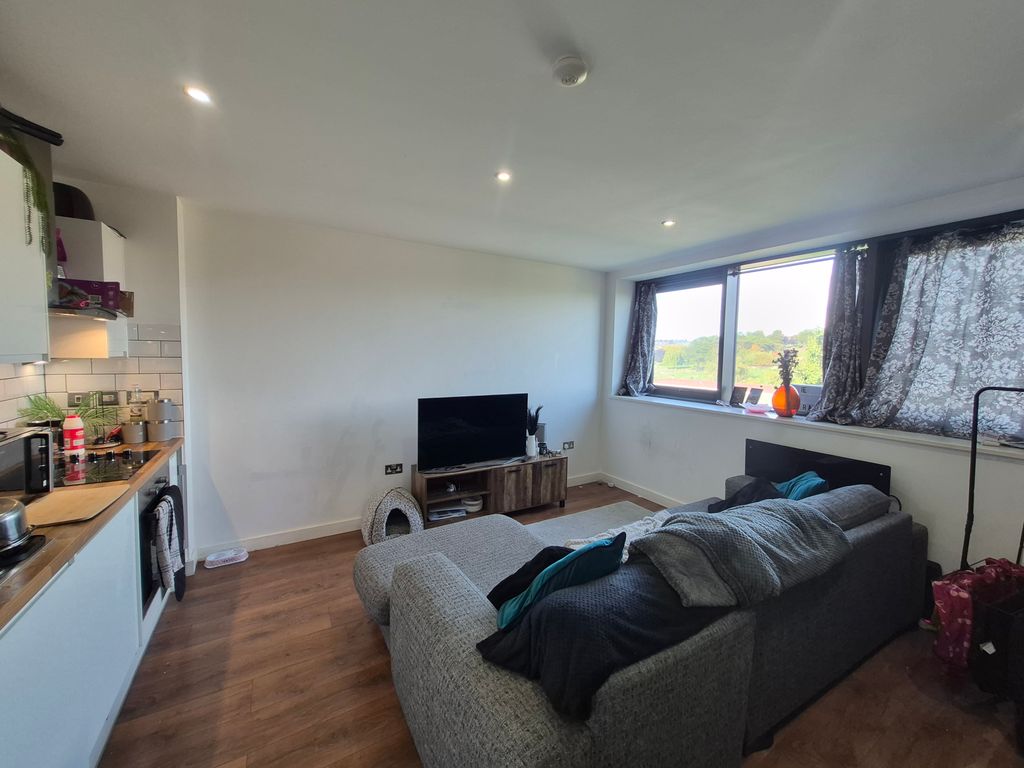 Property photo 2 of 5
