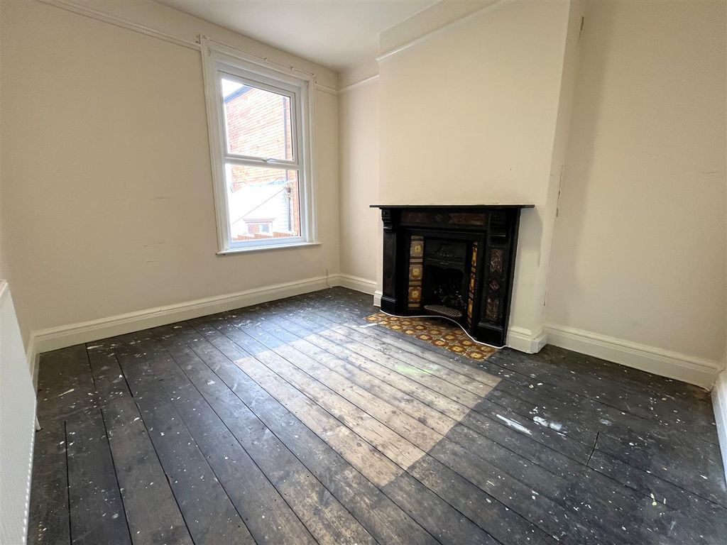 Property photo 3 of 18 Img_4393.Jpg