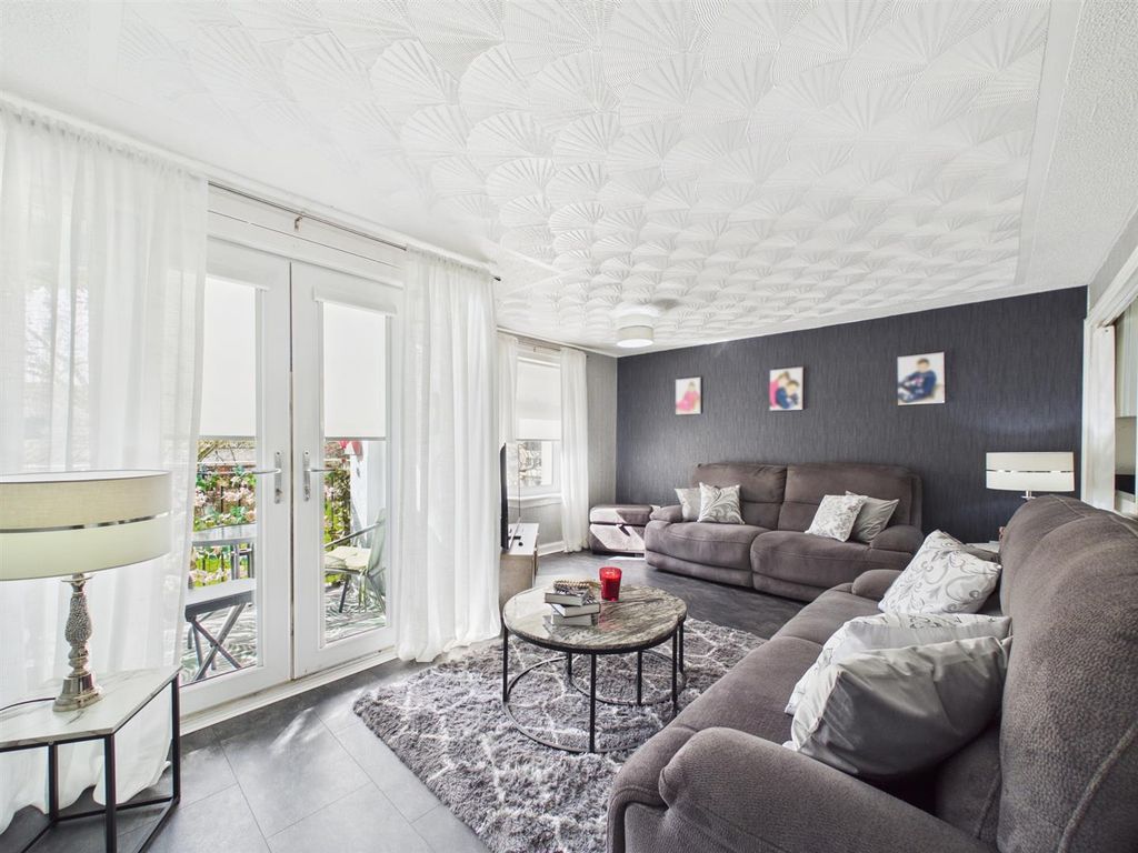 Property photo 2 of 21 Cam03782G0-Pr0309-Still013_Alt.Jpg